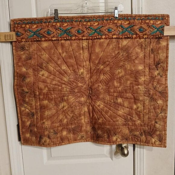 VTG Wall Hanging Handmade Quilt Tapestry On Upward Wing Bald Eagle Fish 30x25 - Picture 3 of 3